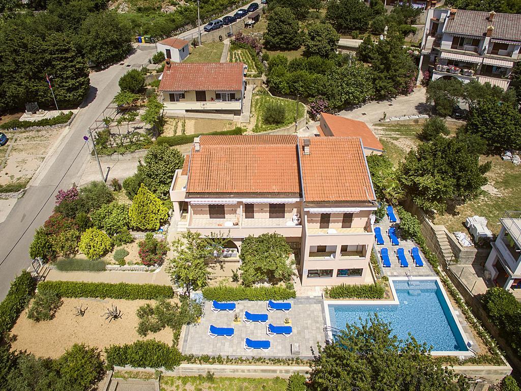 Apartmani Ana Juranic Jurandvor Ngoại thất bức ảnh