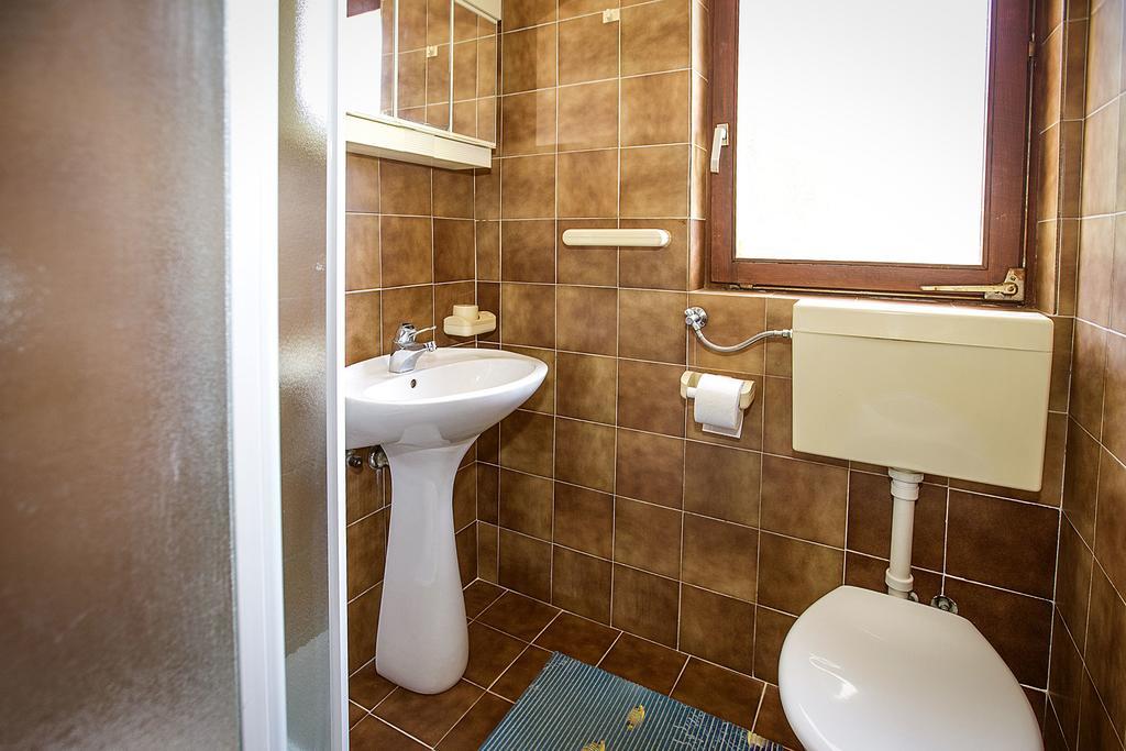 Apartmani Ana Juranic Jurandvor Ngoại thất bức ảnh
